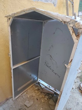 Mueble para termo  Gris y Rojo