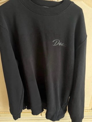 Felpa nera con logo Dola