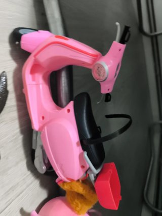 Juguetes varios a 1€ cada uno