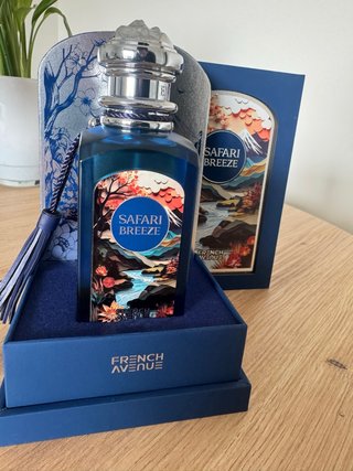 Perfume Safari Breeze French Avenue Azul