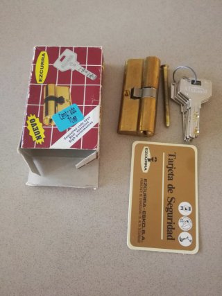 Cilindro seguridad EZCURRA 70mm