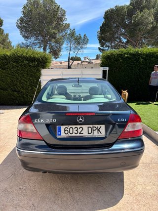 Mercedes-Benz  CLK 2005
