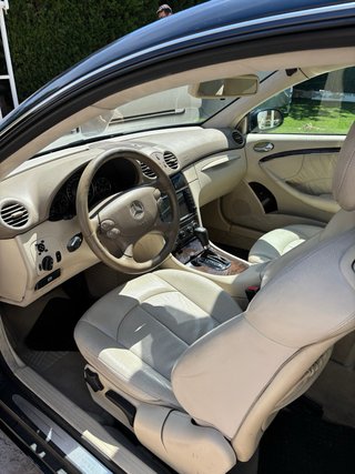Mercedes-Benz  CLK 2005