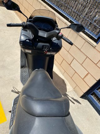 Suzuki Burgman 400 Plata