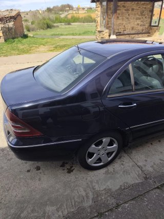 Mercedes-Benz Clase C 2005