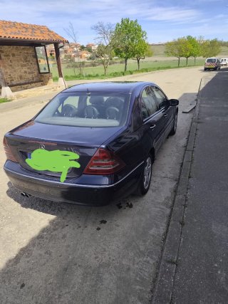 Mercedes-Benz Clase C 2005