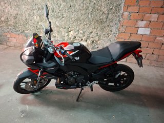 Aprilia Tuono - Pocos Kilómetros