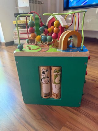 Torre de Actividades Montessori Madera