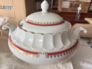 Vajilla 12 servicios Capeans cerámica oro