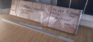 Vestidor. Armario, cajoneras, sofa, espejo