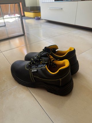 Botas de seguridad Bee work negras y amarillas