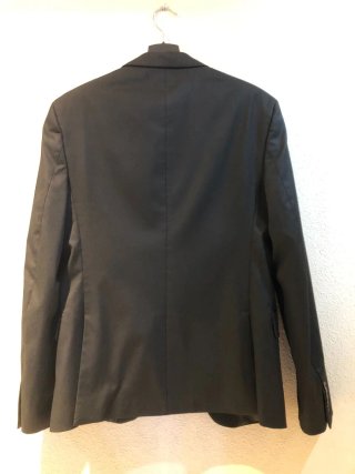 Americana Zara Man Negra y Camisa Blanca