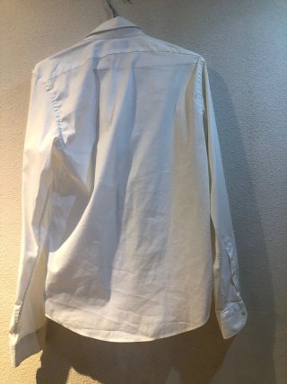 Americana Zara Man Negra y Camisa Blanca