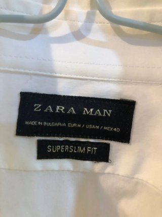 Americana Zara Man Negra y Camisa Blanca