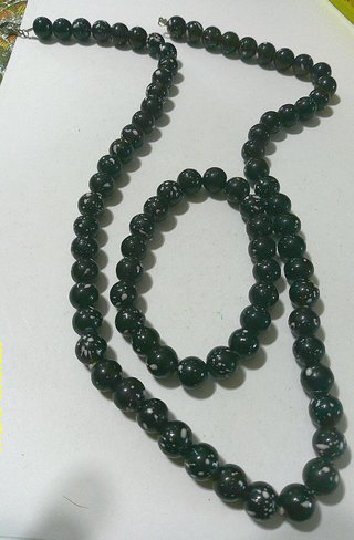 Collana e bracciale perline nere e bianche