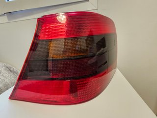 Optica trasera izquierda VW Golf IV
