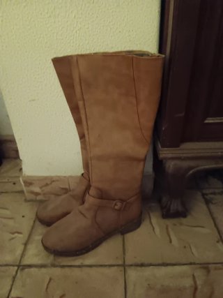 Botas altas de cuero marrón