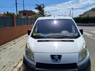 Peugeot Expert 2008