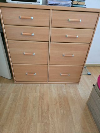 Cajonera de madera y metal