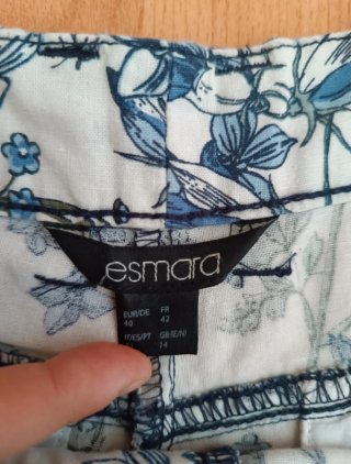 Pantalón corto floral mujer
