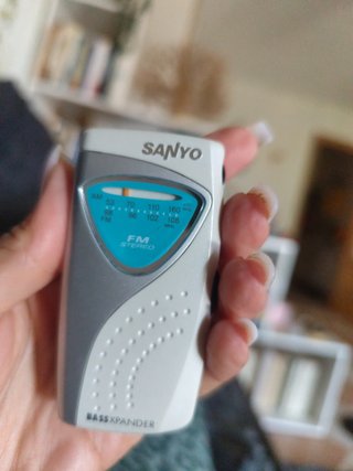 Mini radio sanyo