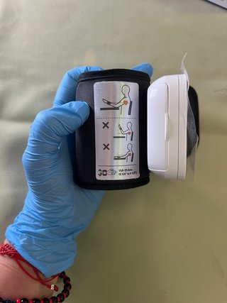 OMRON RS3 Intelli IT Tensiómetro Muñeca
