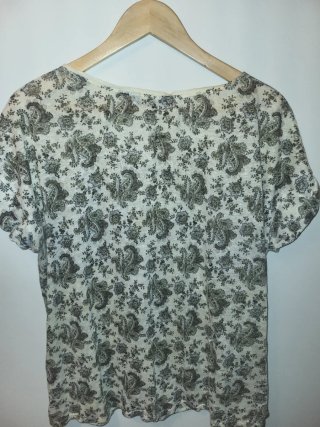 Camiseta Massimo Dutti Estampada Gris y Blanca