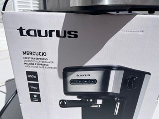 Cafetera Taurus Mercucio Espresso