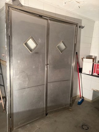 Puerta doble cocina industrial acero inoxidable