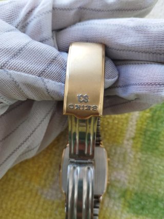 Reloj Seiko Anadigi Dorado