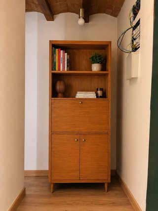 Vitrina secreter escritorio madera y cristal