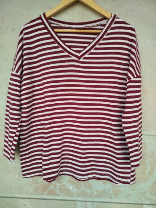 Bonito Conjunto de Short y Camiseta Burdeos T/M