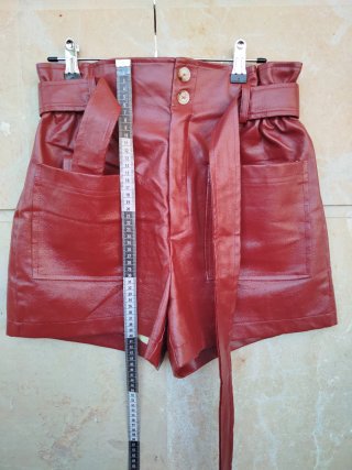 Bonito Conjunto de Short y Camiseta Burdeos T/M