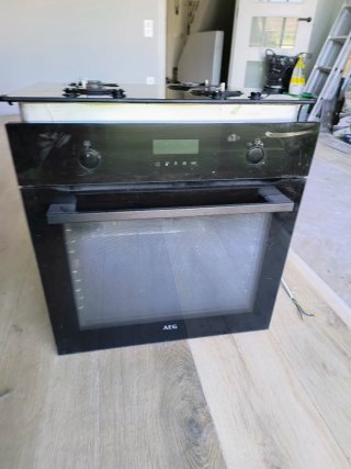 Horno Eléctrico AEG Negro