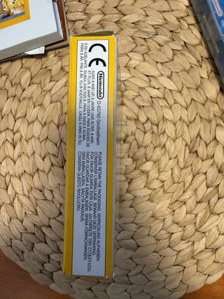 Game Boy Pokemon Edición Especial Pikachu ORIGINAL