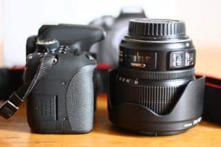 Canon EOS 750D + 15-85 USM + extras