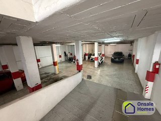 Garaje en venta en San Pedro de Alcántara pueblo en Marbella