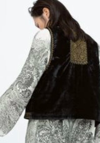 Gilet Zara in velluto nero con ricami oro