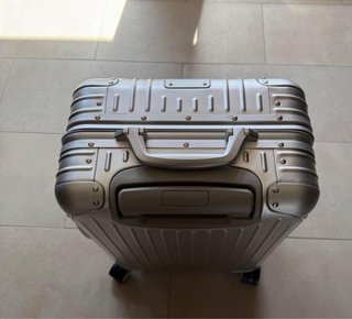 Maleta Cabin Rimowa Plata