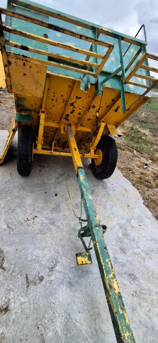 Carro motocultor