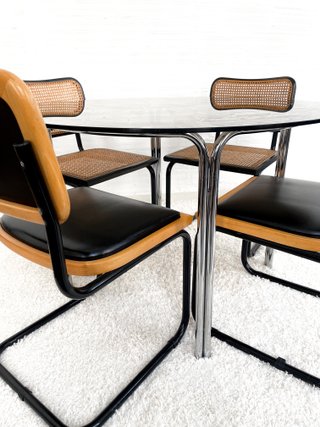 SILLA CESCA B32. TAPIZADA Y ESTRUCTURA LACADA