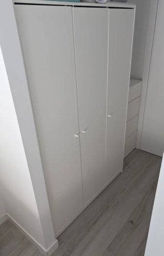 Armario IKEA KLEPPSTAD 3 puertas