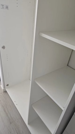 Armario IKEA KLEPPSTAD 3 puerta
