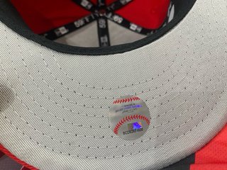 Gorra New Era Edición Limitada Roja