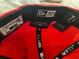 Gorra New Era Edición Limitada Roja