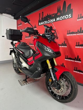 HONDA X-ADV 750 DEL AÑO 2018 !! PERFECTO ESTADO !!