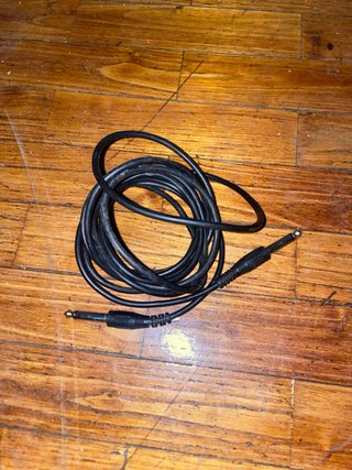Guitarra eléctrica sonora tipo Stratocaster +funda