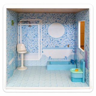 Casa de muñecas con muebles