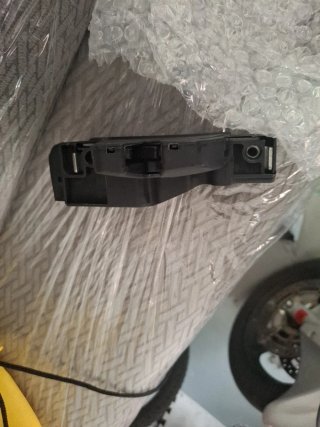 Cerradura portón Peugeot 407