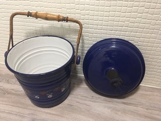 Cubo y jarra hierro esmaltado años 40